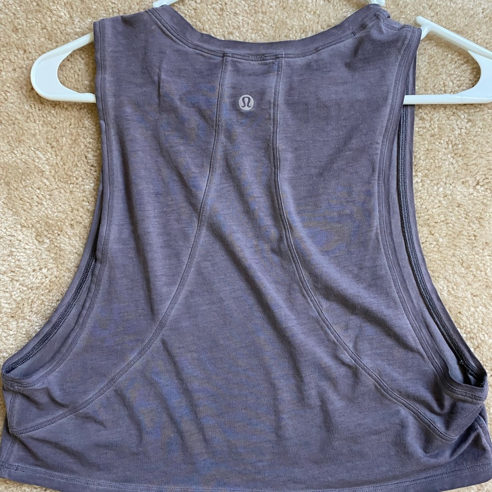 NWOT Lululemon Muscle Crop Top